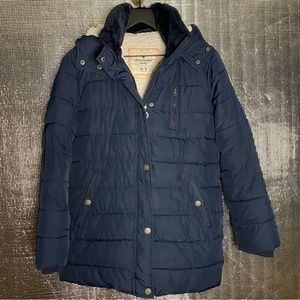 ABERCROMBIE KIDS navy puffer coat size 15/16